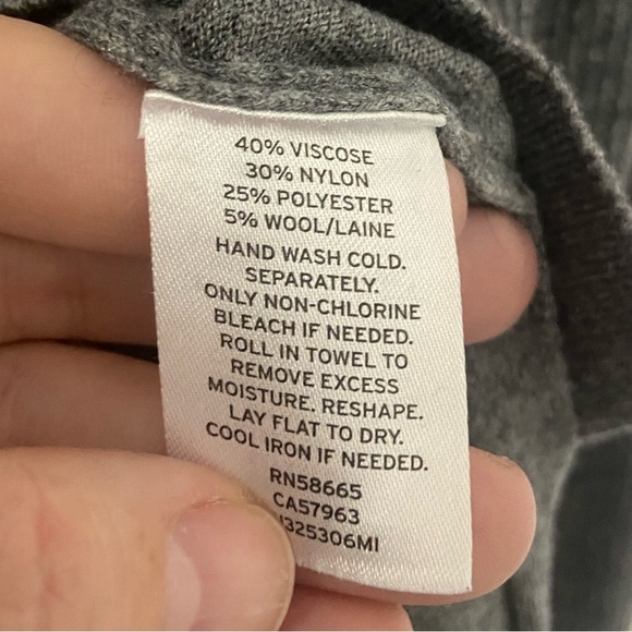 Caslon grey off the shoulder cowl neck wool blend sweater - Picture 4 of 6